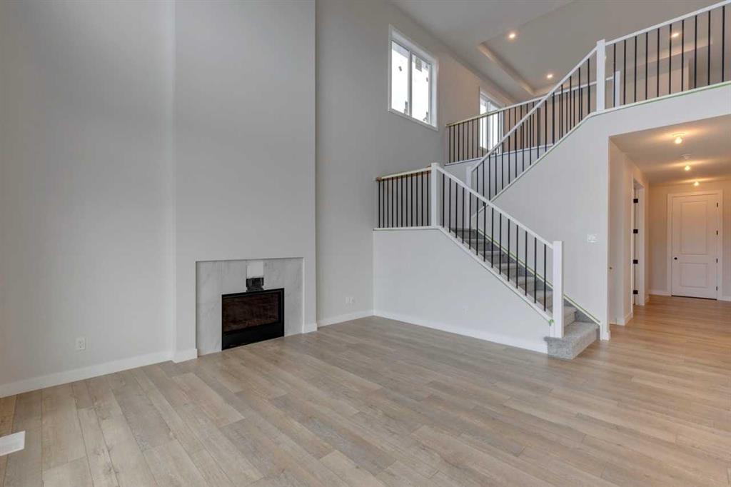 1160 Cranbrook Gardens SE