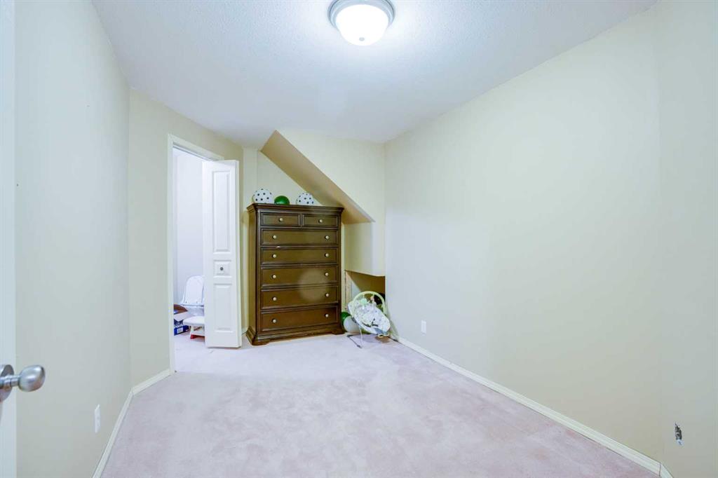224 Crimson Lane