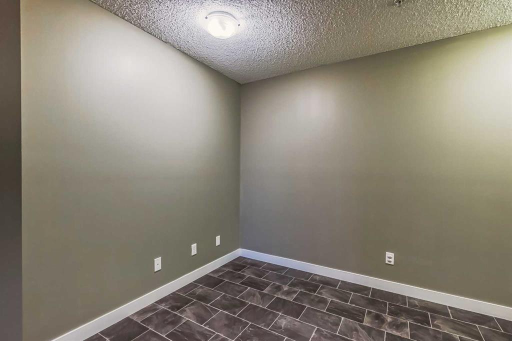 15 Saddlestone Way NE, #218