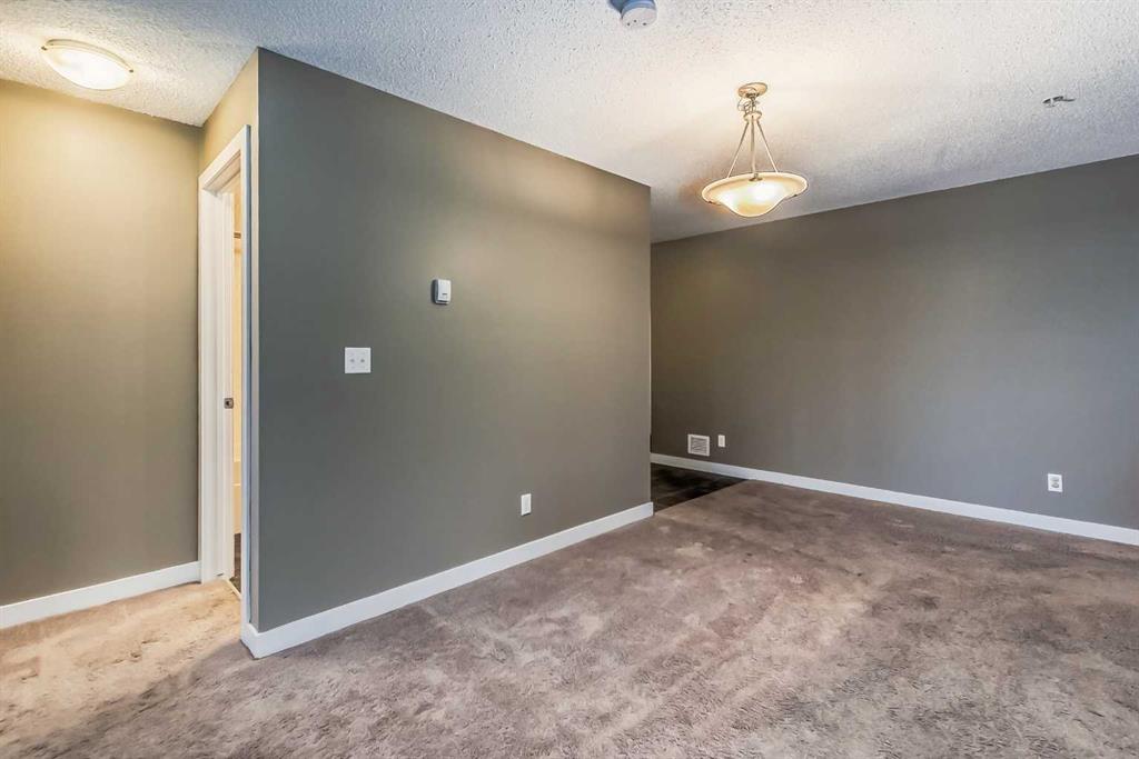 15 Saddlestone Way NE, #218