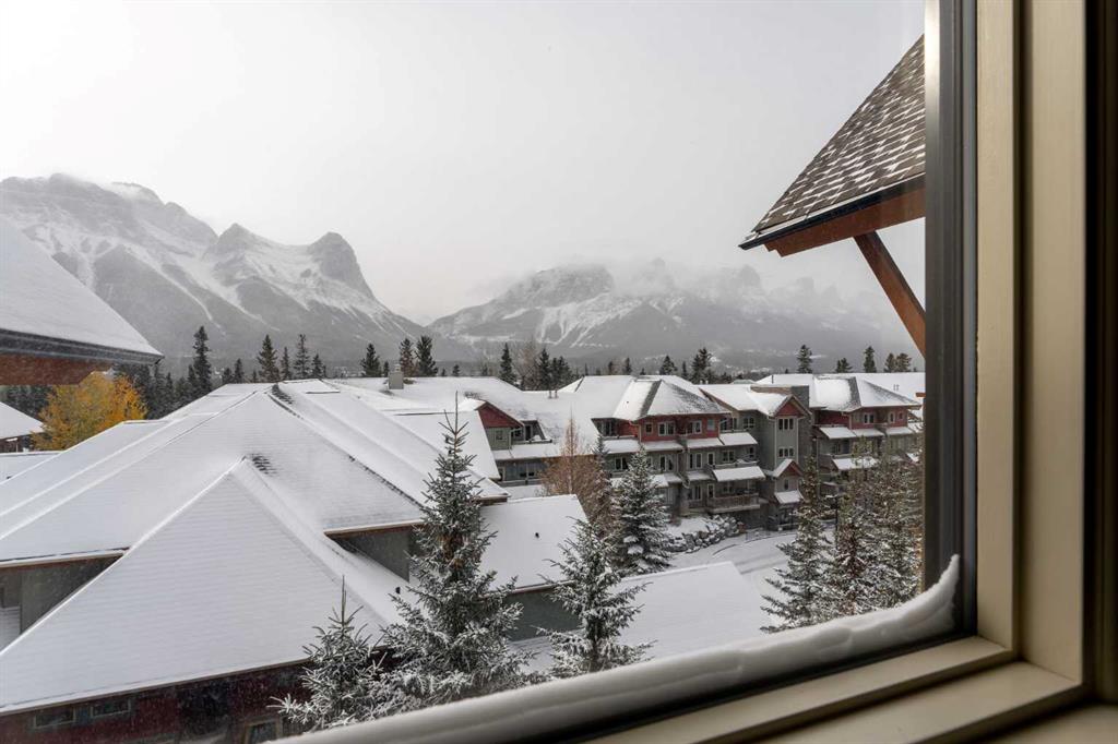 187 Kananaskis Way, #402