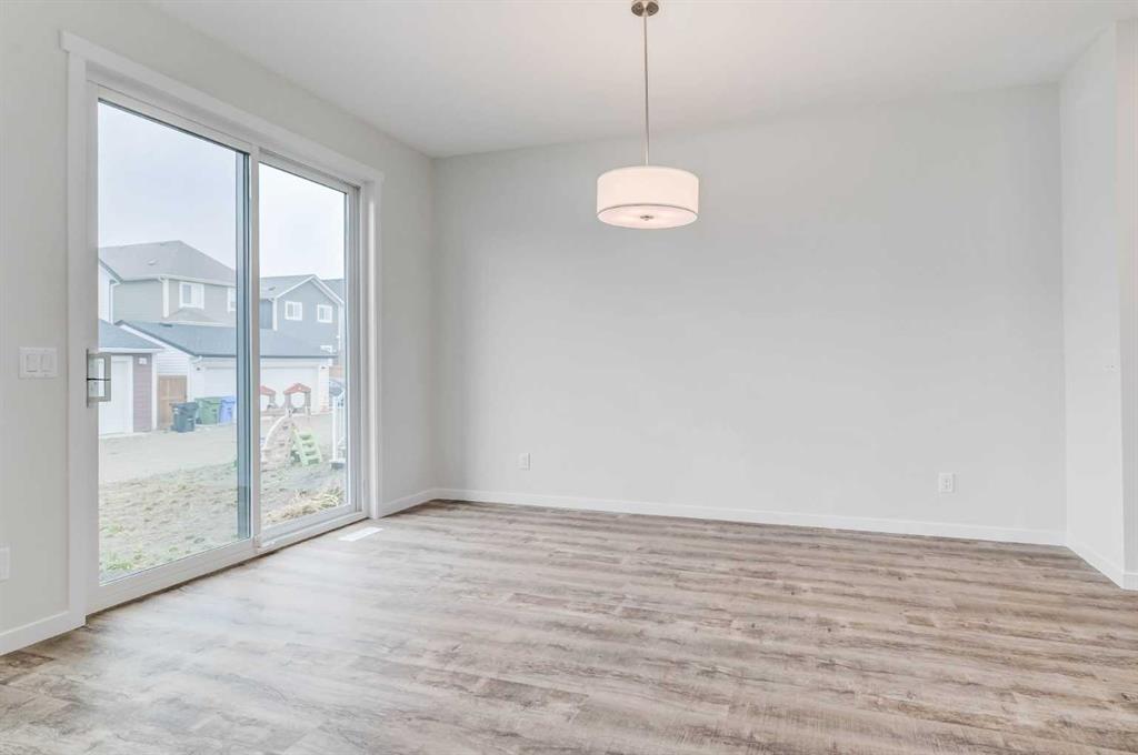 18 Magnolia Court SE
