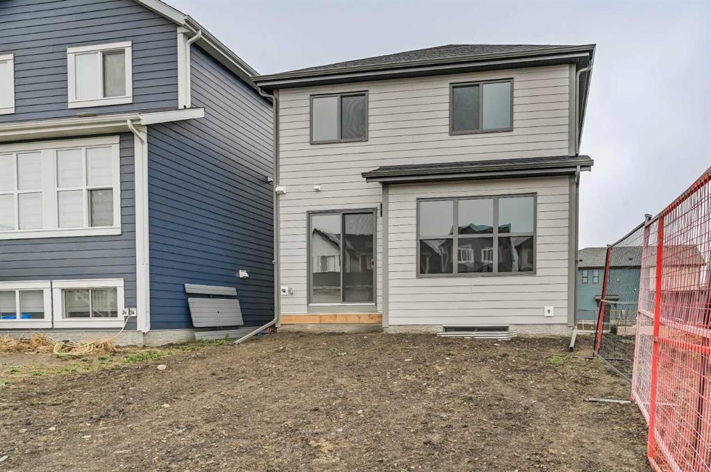 18 Magnolia Court SE