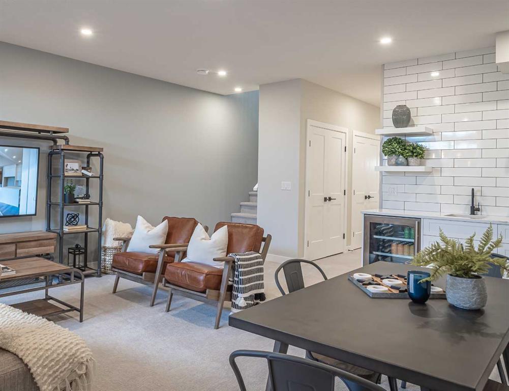 80 Wolf Crescent