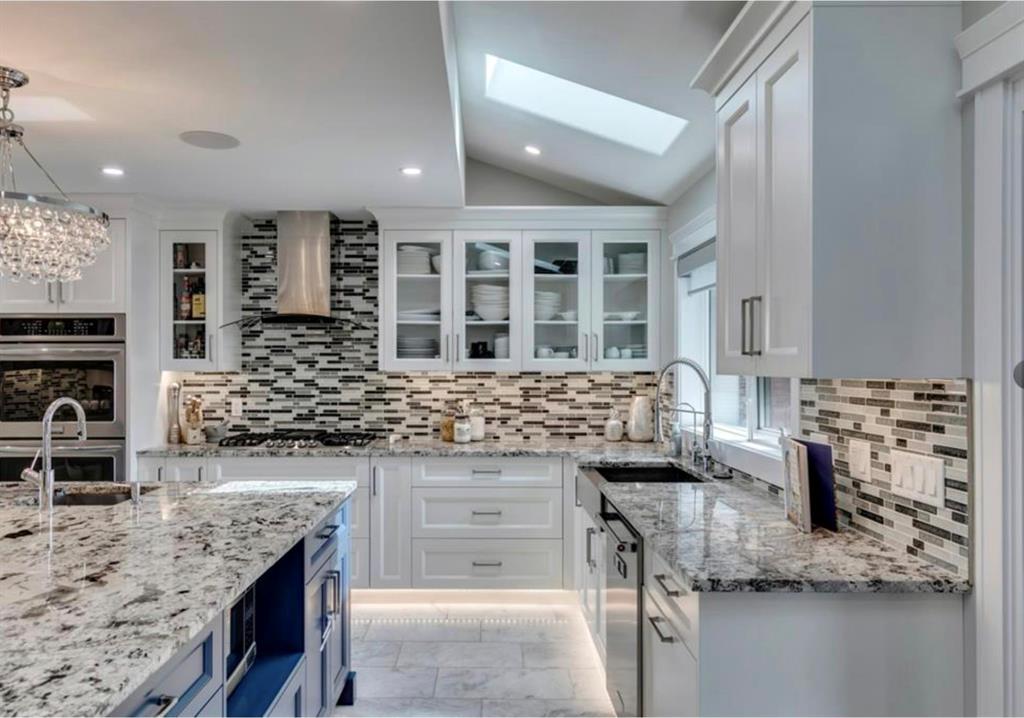 243 East chestermere Drive E