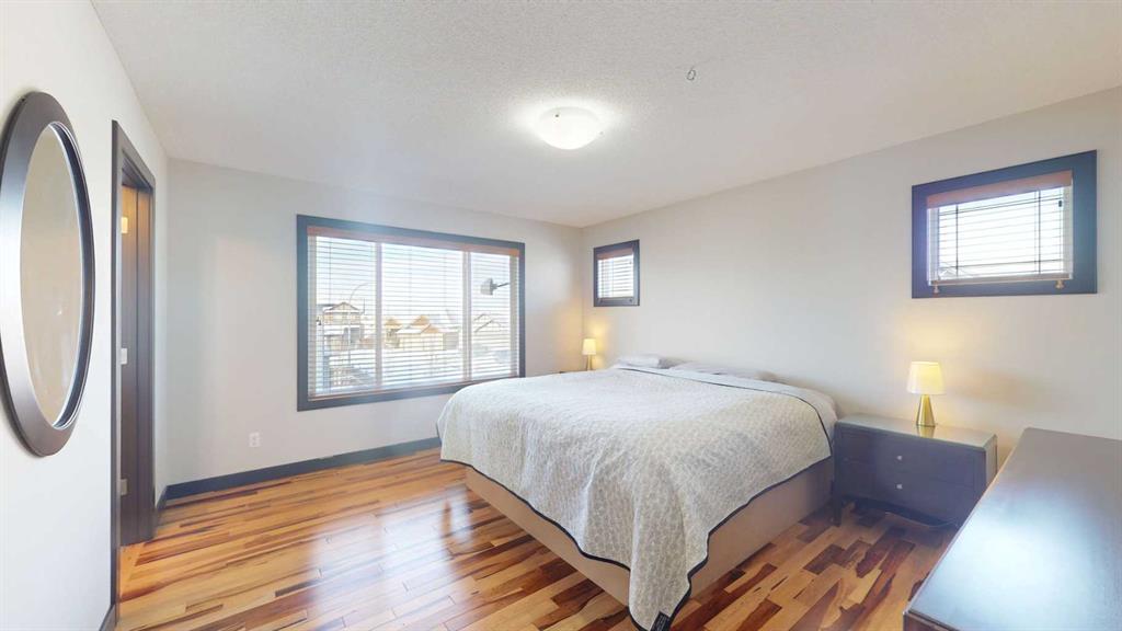 130 Ravenscroft Close SE