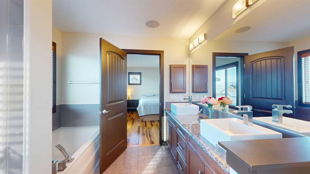 130 Ravenscroft Close SE