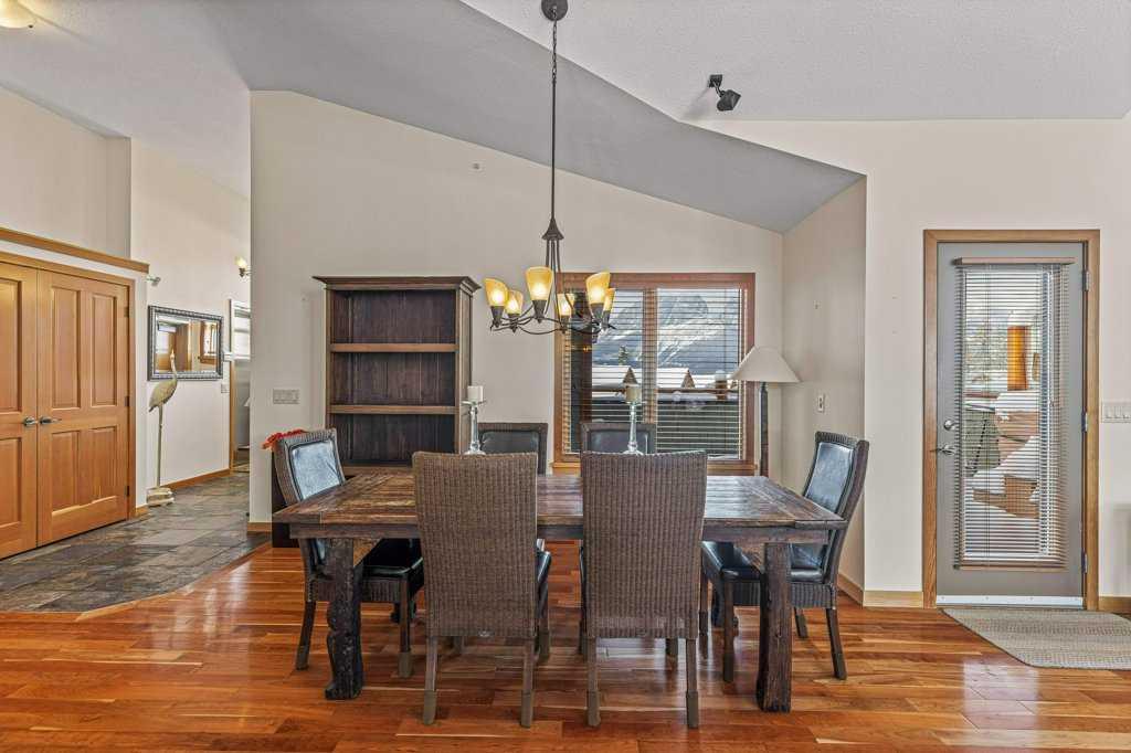 137 Wapiti Close, #340
