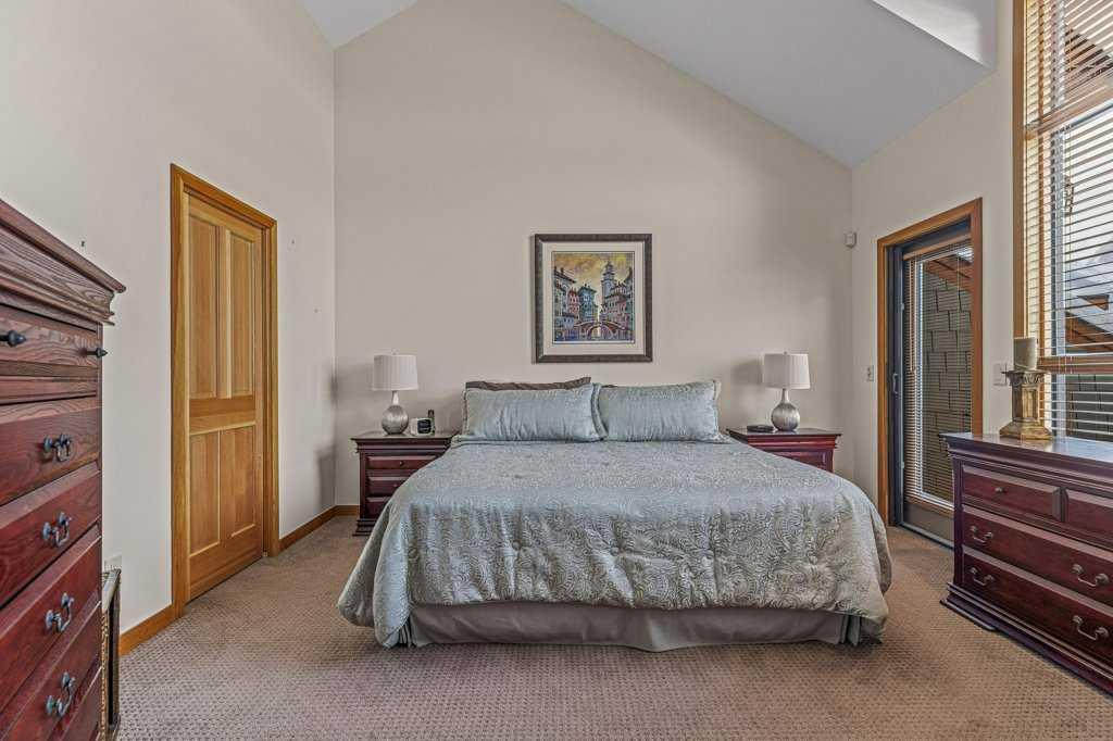 137 Wapiti Close, #340