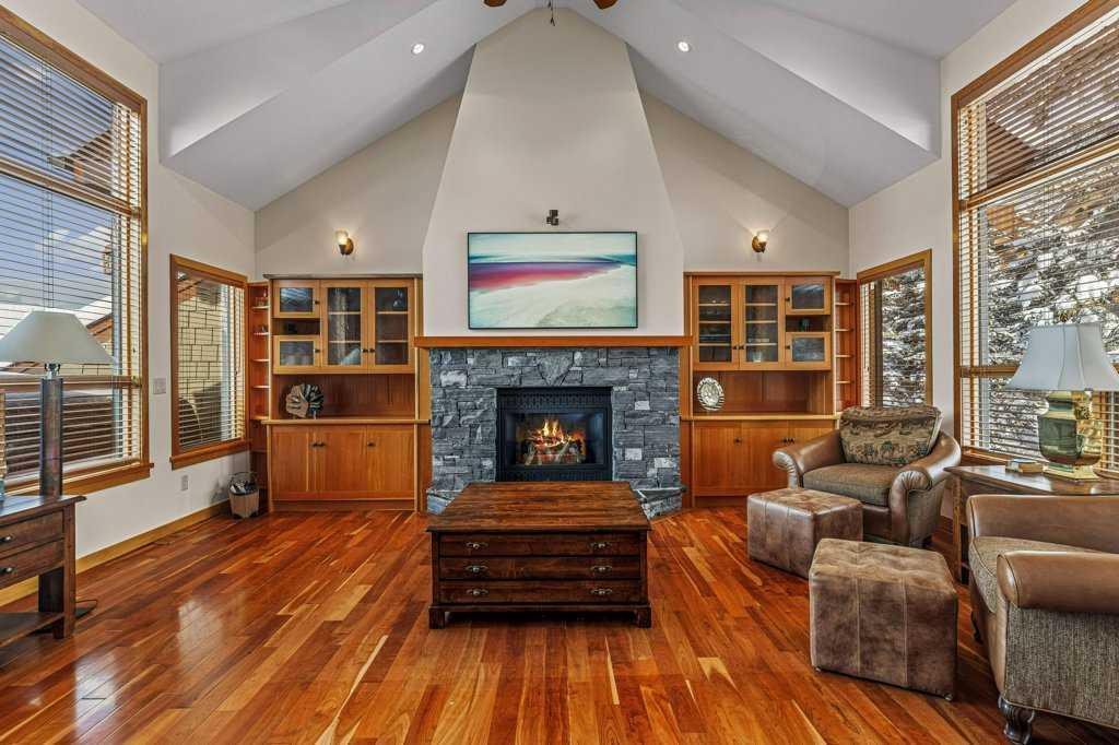 137 Wapiti Close, #340