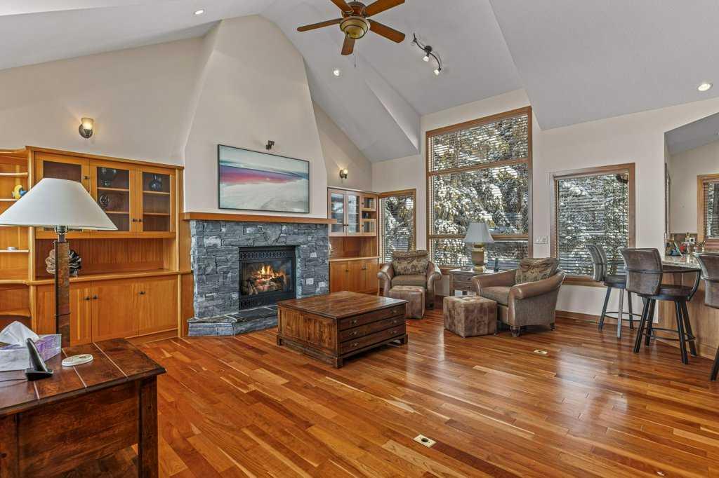 137 Wapiti Close, #340
