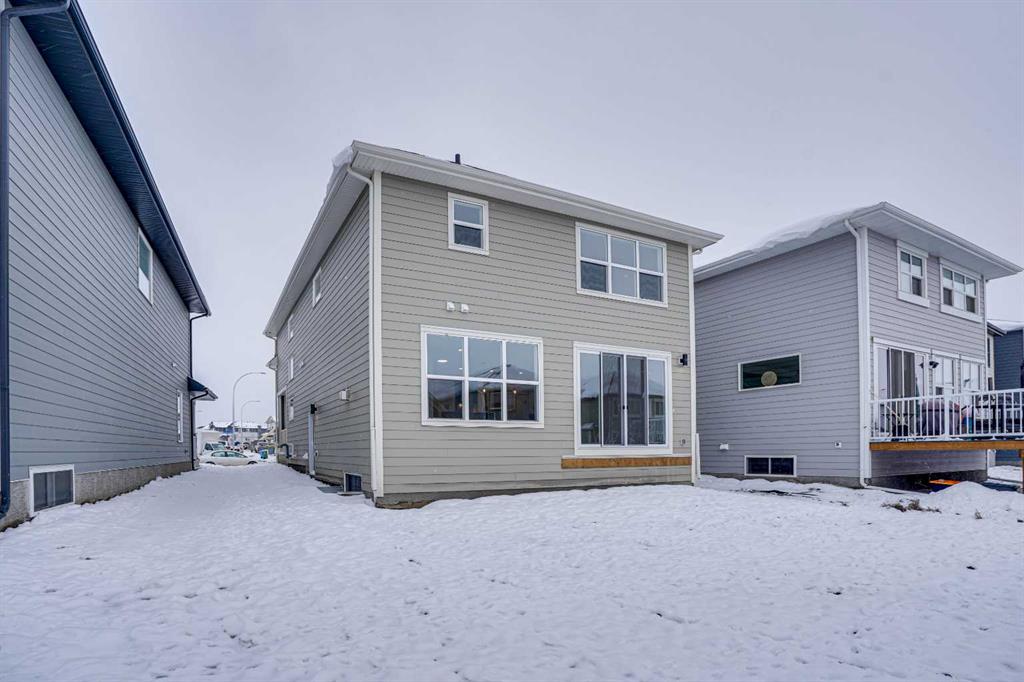 41 Magnolia Manor SE