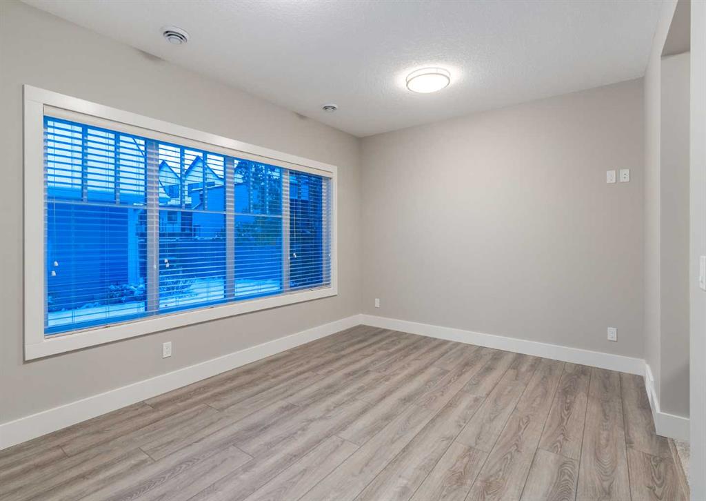21 Trasimeno Crescent SW