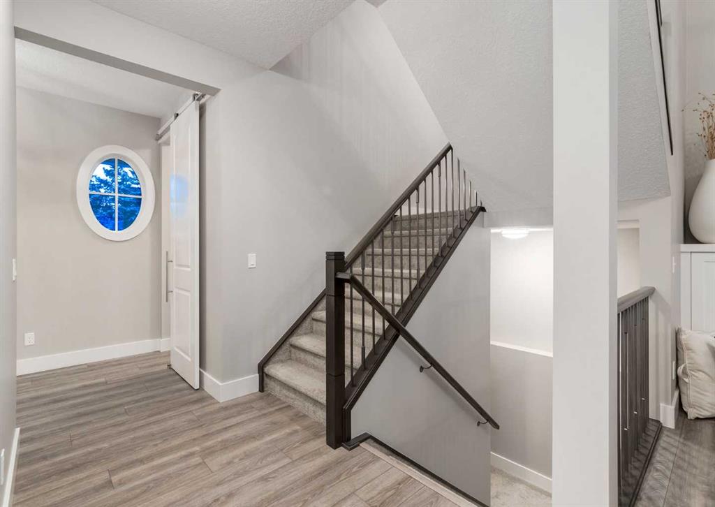21 Trasimeno Crescent SW
