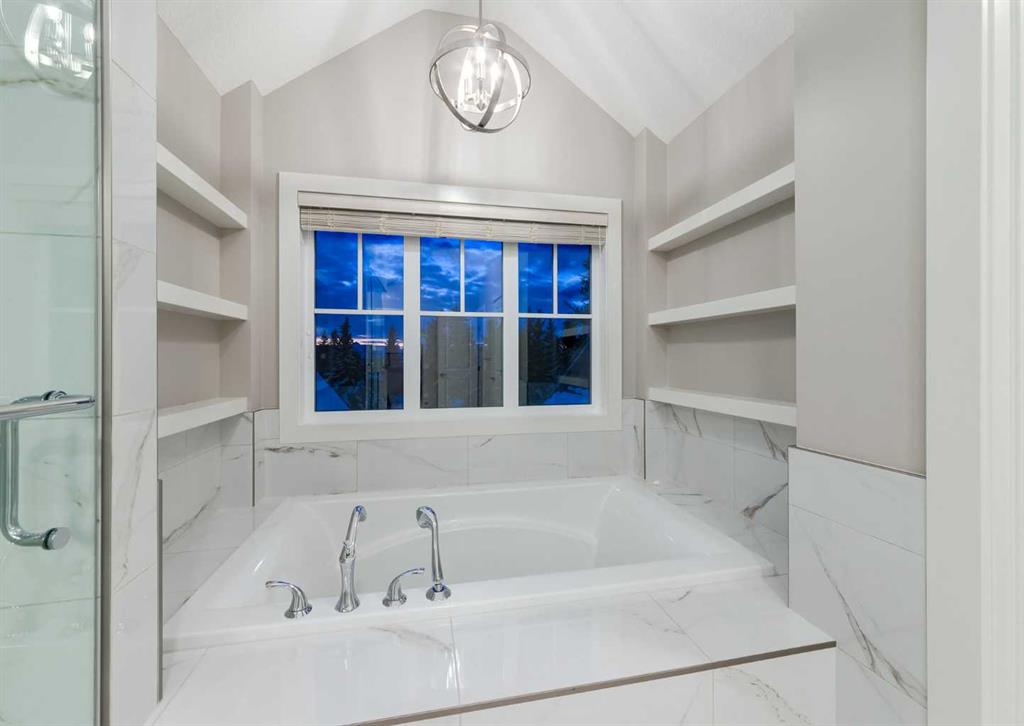 21 Trasimeno Crescent SW