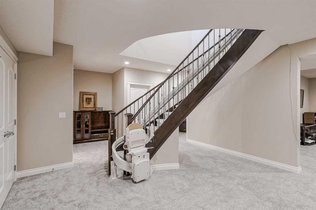 16 Wycliffe Mews