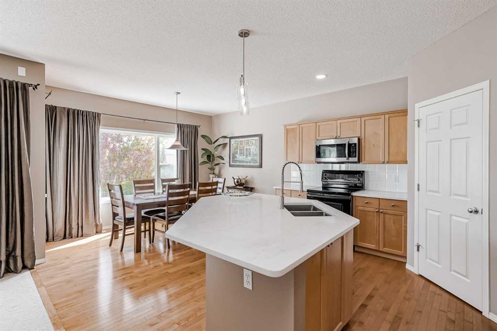 96 Evergreen Common SW