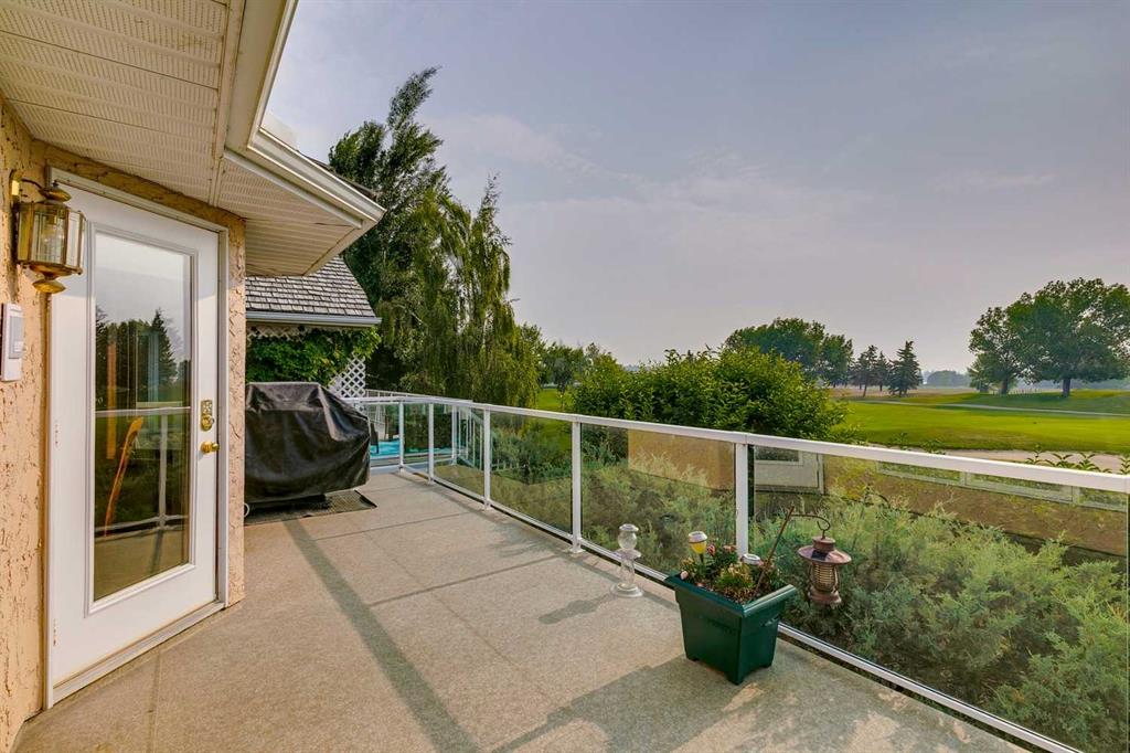 281 Lakeside Greens Crescent