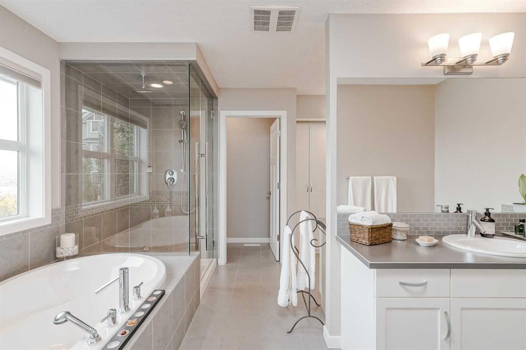 15 Ridge View Place