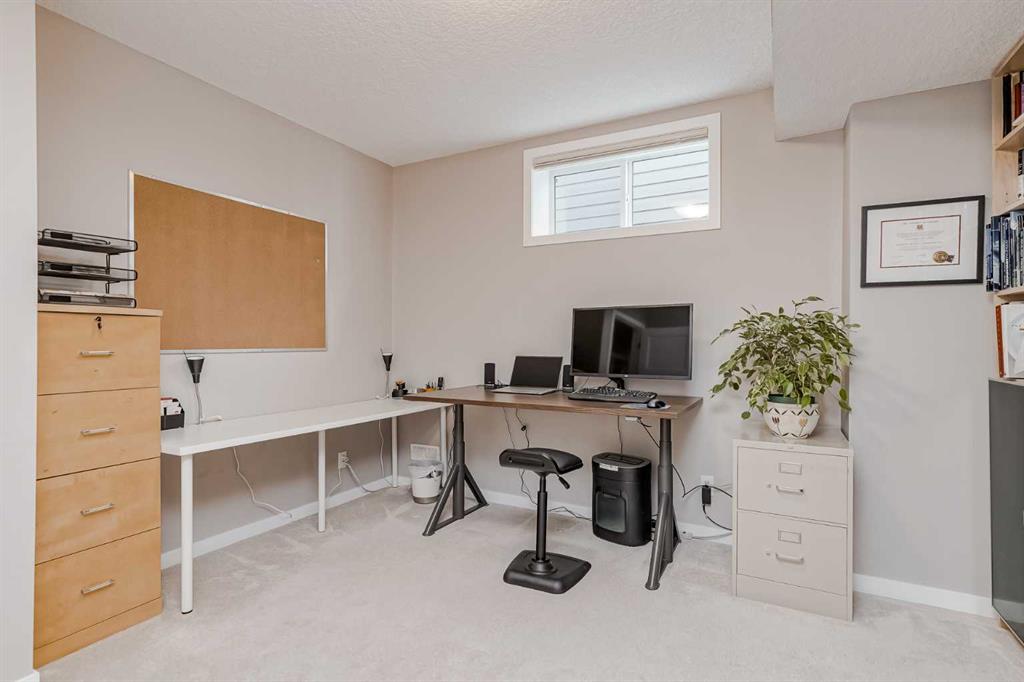 15 Ridge View Place