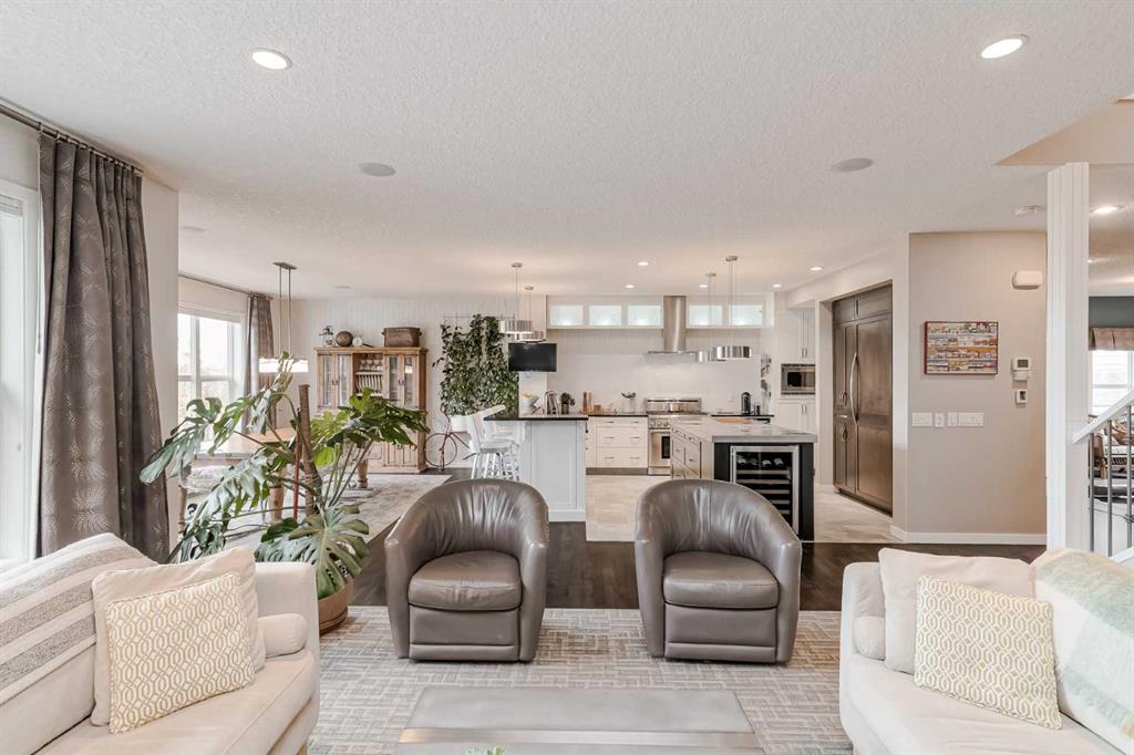 15 Ridge View Place