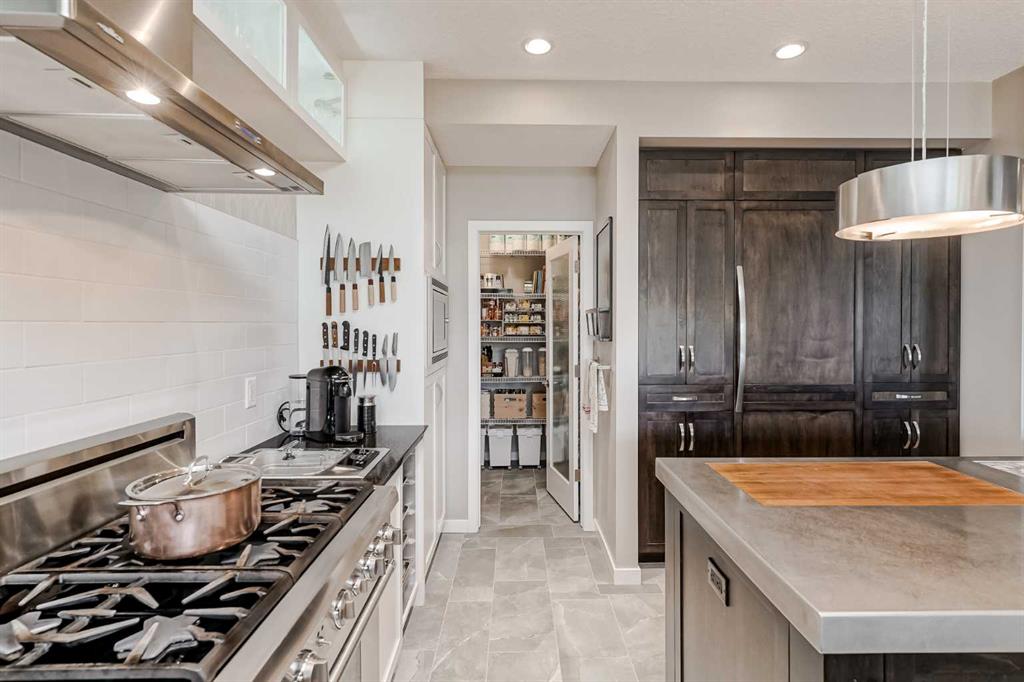 15 Ridge View Place