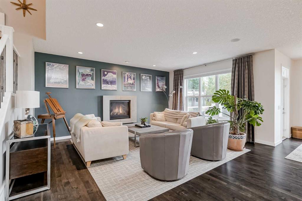 15 Ridge View Place