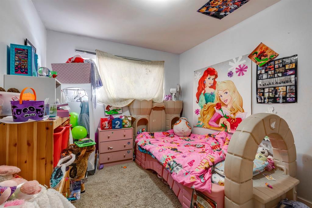 105 Fielding Drive SE