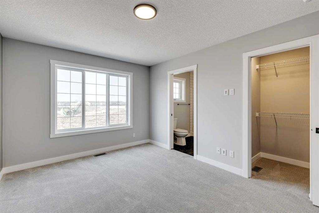 963 Legacy Circle SE