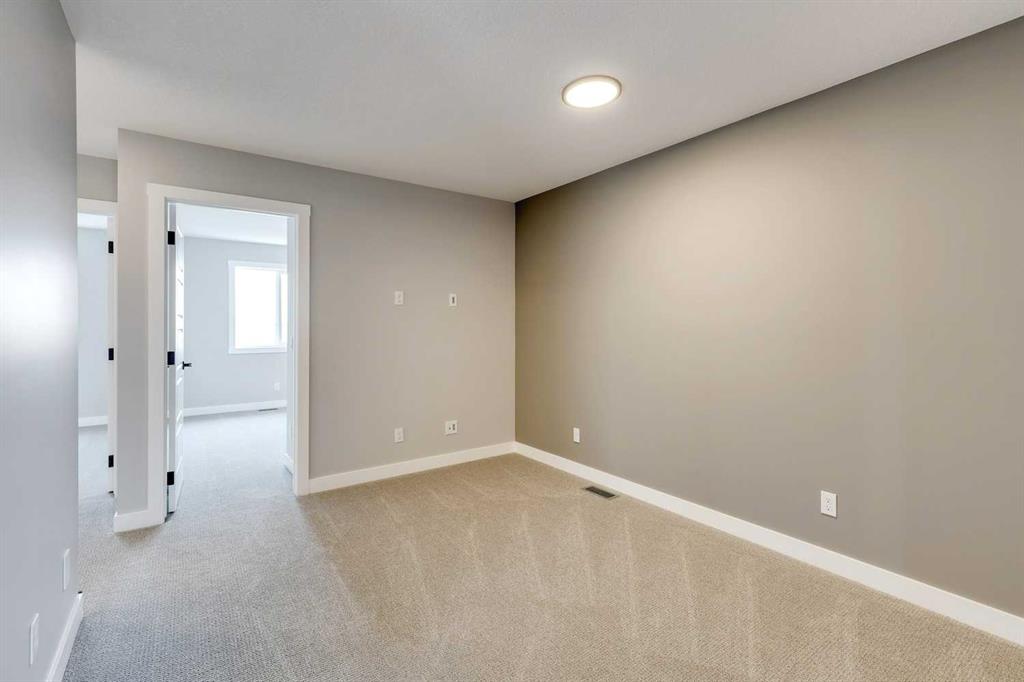 963 Legacy Circle SE
