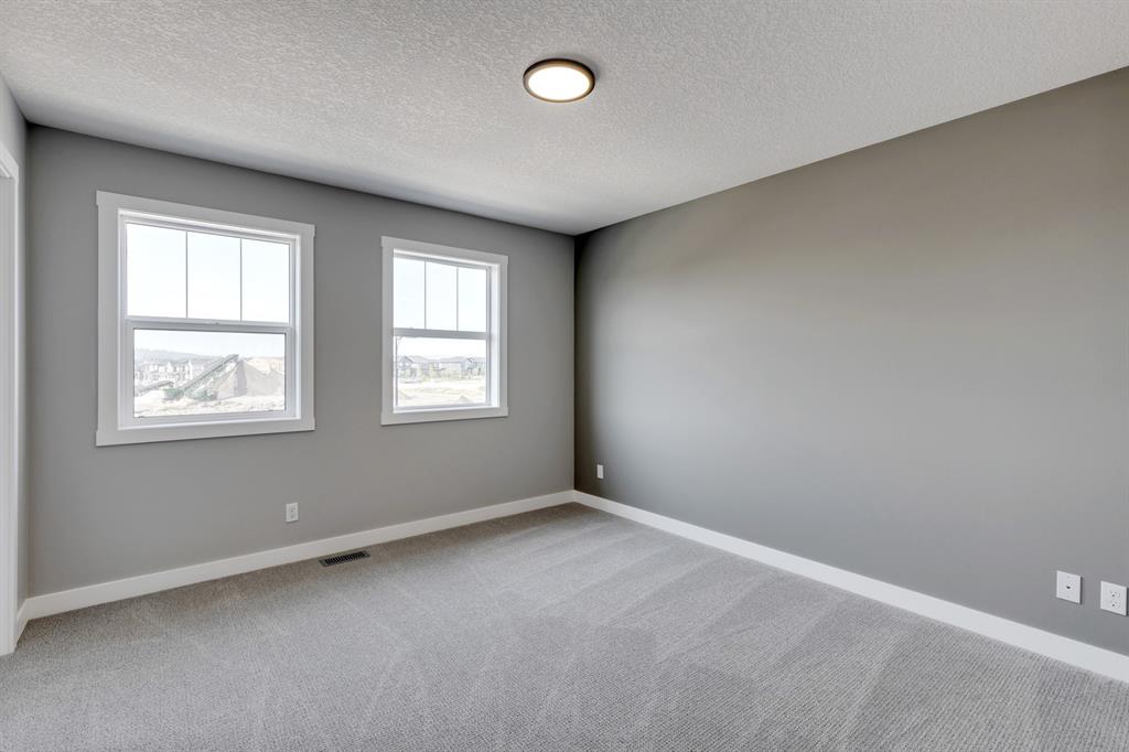 965 Legacy Circle SE