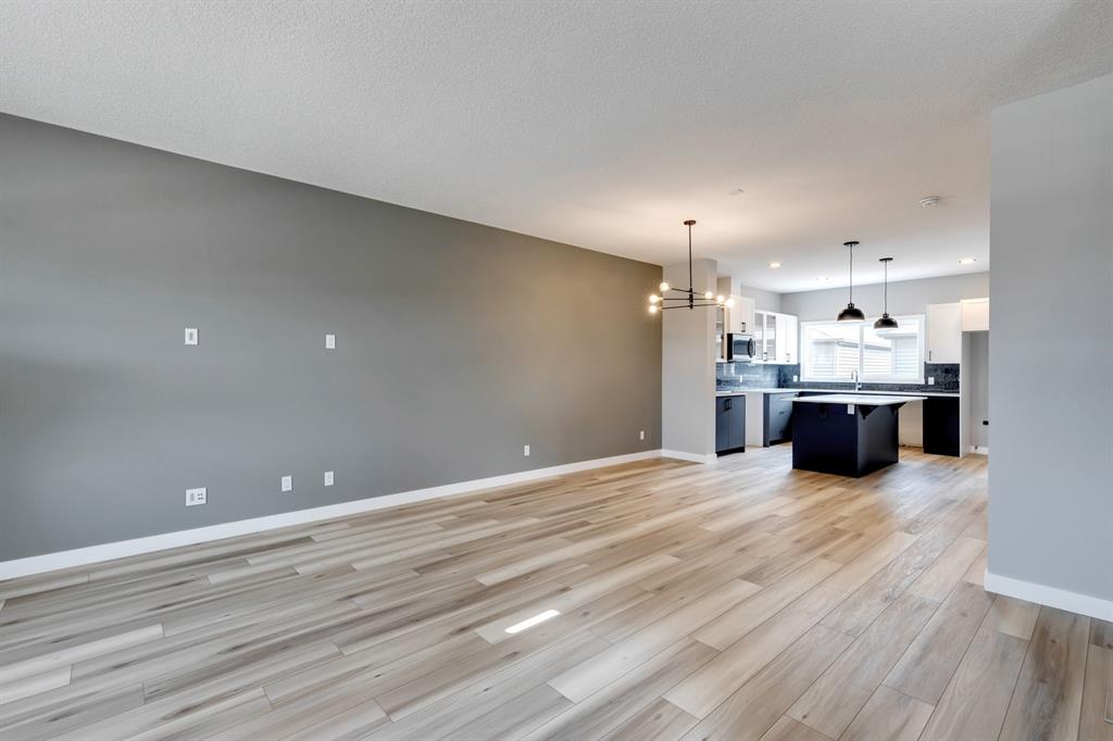 965 Legacy Circle SE