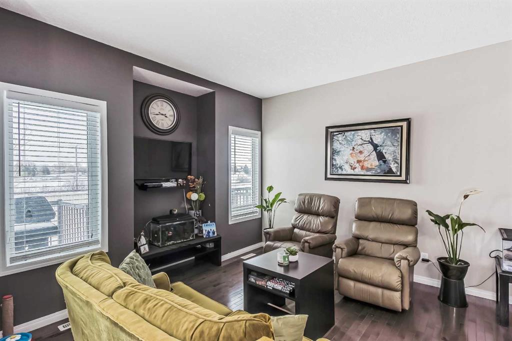 620 Luxstone Landing SW, #404