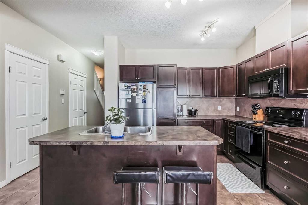 620 Luxstone Landing SW, #404