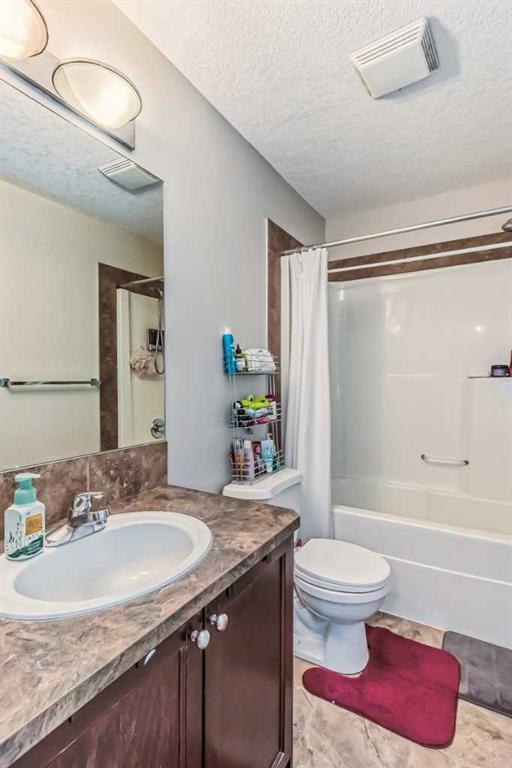 620 Luxstone Landing SW, #404
