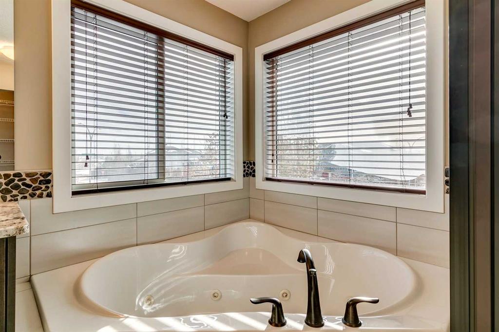203 Cranarch Terrace SE