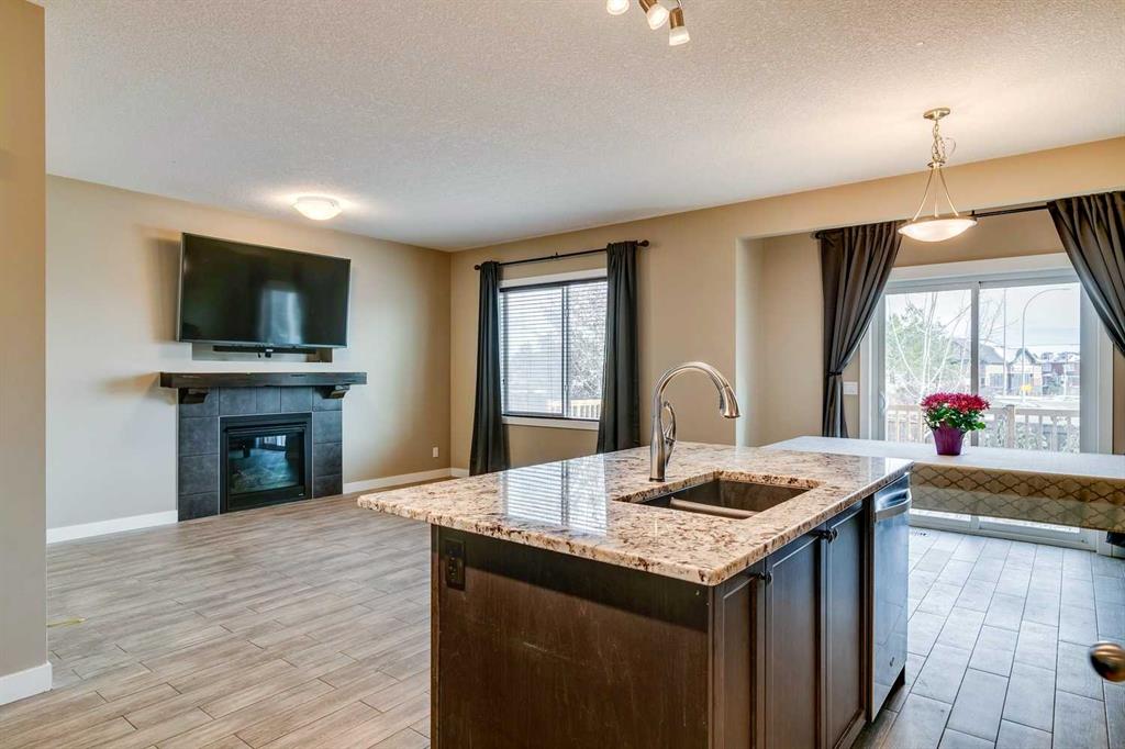 203 Cranarch Terrace SE