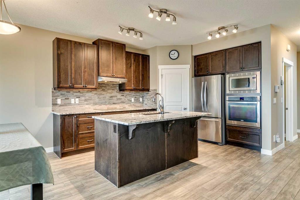 203 Cranarch Terrace SE