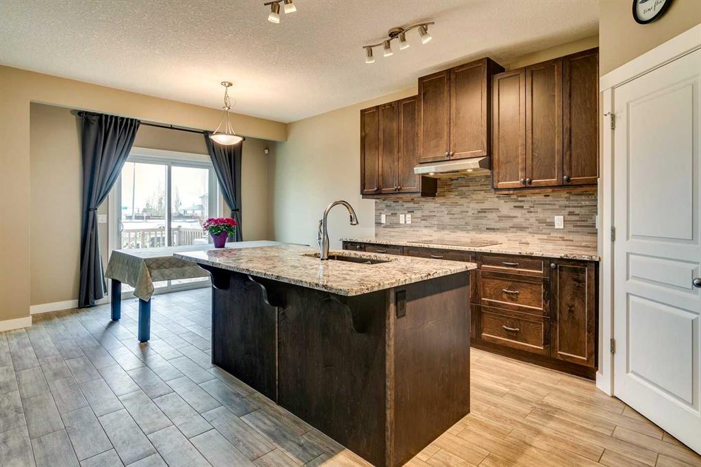 203 Cranarch Terrace SE