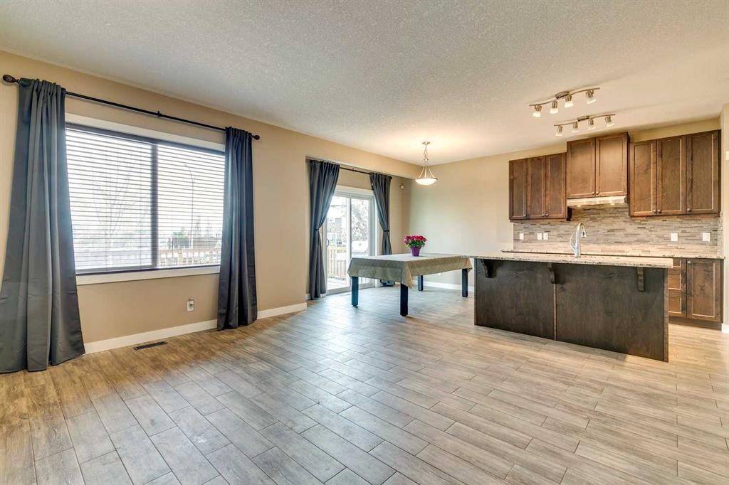 203 Cranarch Terrace SE