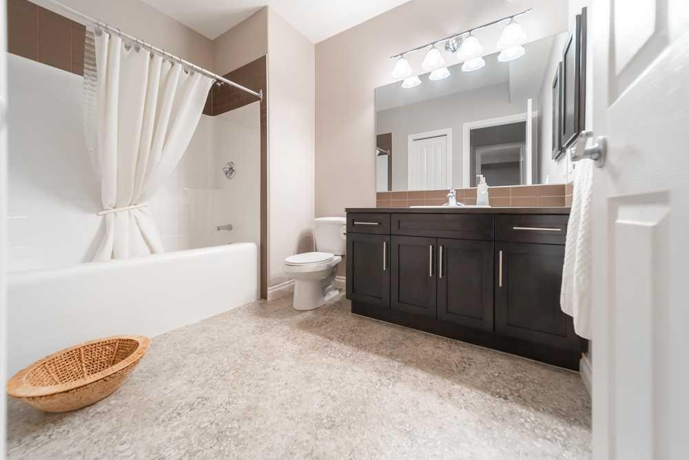 241 Bridle Estates Road SW