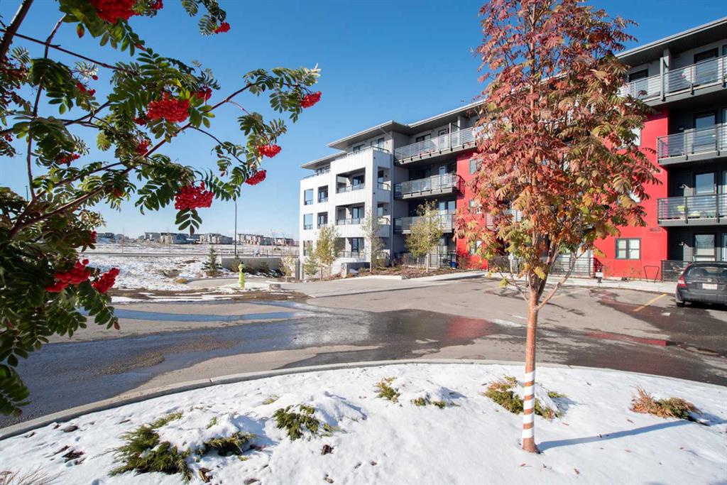 350 Livingston Common NE, #1206