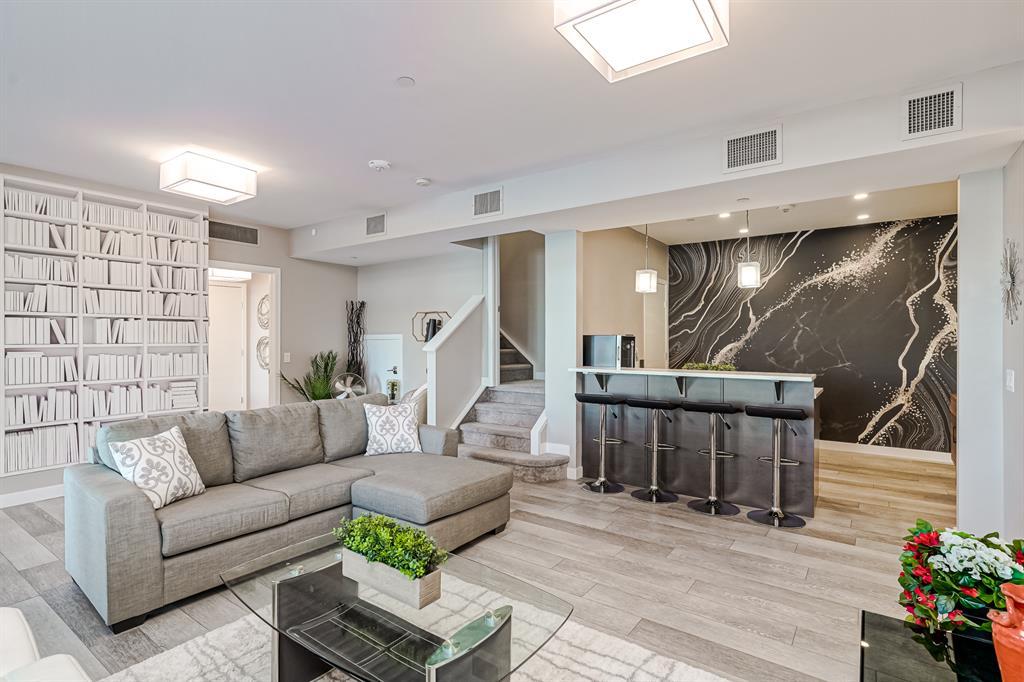 17 Mahogany Circle SE, #101