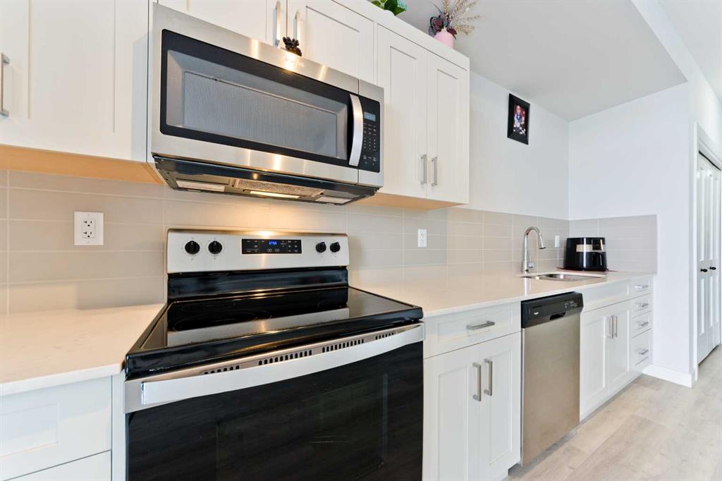 20 Sage Hill Walk NW, #215