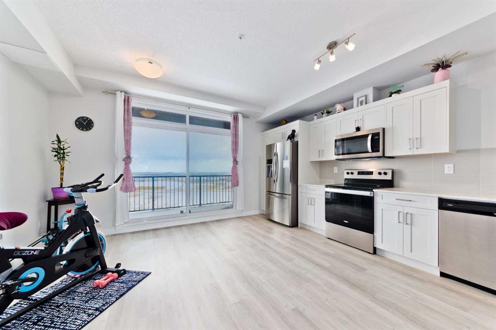 20 Sage Hill Walk NW, #215