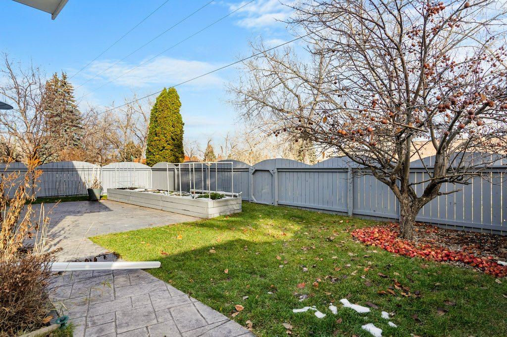 15 Lake Placid Hill SE