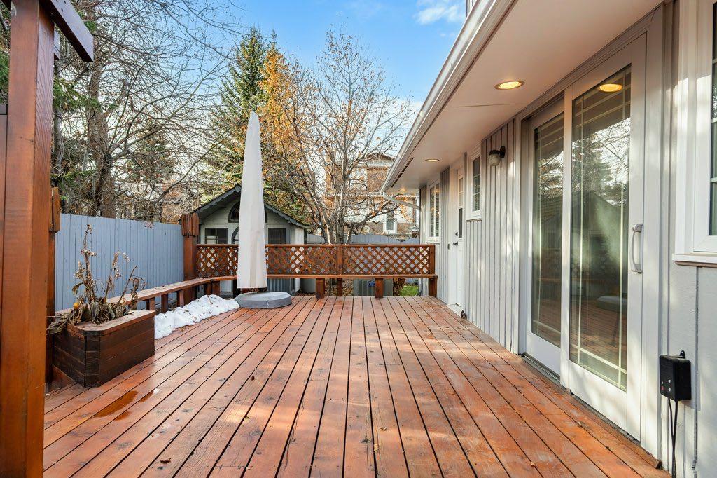 15 Lake Placid Hill SE