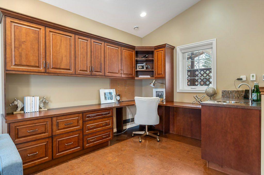15 Lake Placid Hill SE