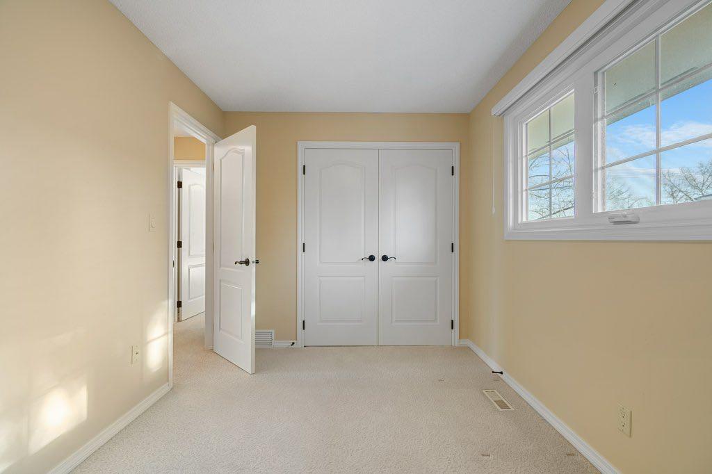 15 Lake Placid Hill SE