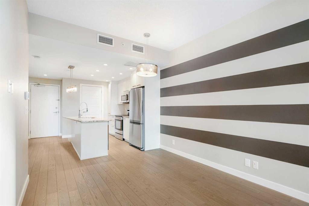 225 11 Avenue SE, #607